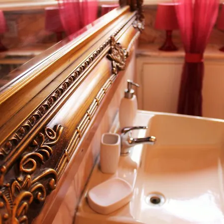 Good House In Vatican * Rome